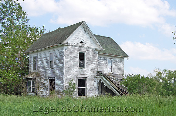 Malta Bend, MO - Old House