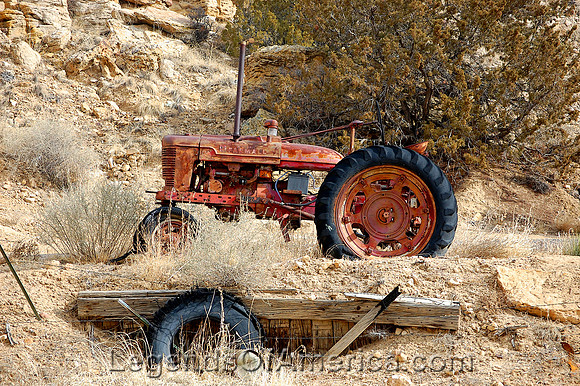 Budville, NM - Tractor - 2