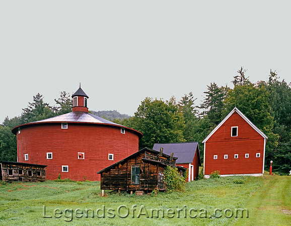 Barnet, VT - Round Barn