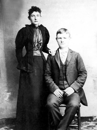 William & Mollie Womble about the time they got married, 1894.