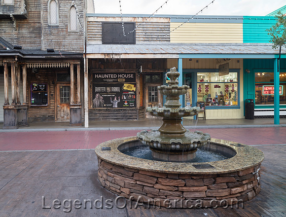 Kissimmee, FL -  Amusement Park Fountain