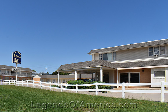Norton, KS - Brooks Motel