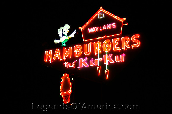 Miami, OK - Waylan's KuKu Burger