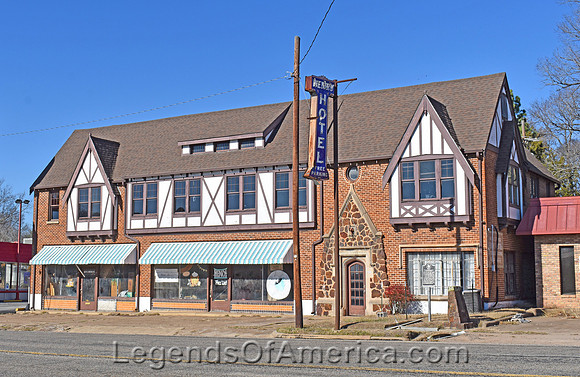 MinneolaTXHenryHotel