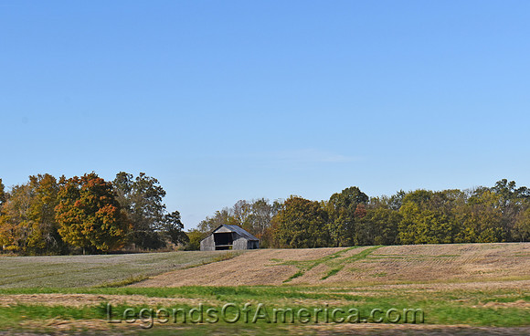 Wallonia, KY - Barn - 2
