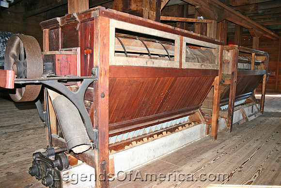 Eminence, MO - Alley Mill Silk Screen Bolter