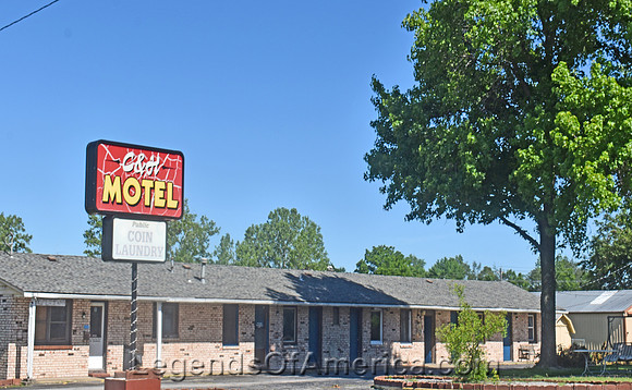 Eldorado Springs, MO - Motel
