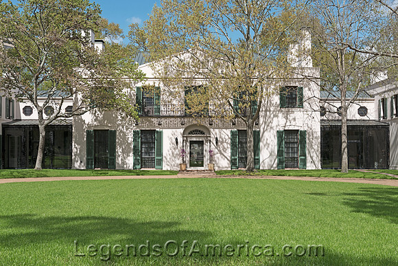 Houston, TX - River Oaks Neighborhood Mansion