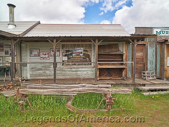 Shaniko, OR - Old Buildings