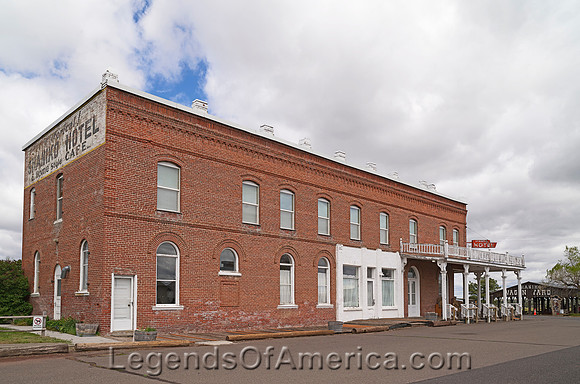 Shaniko, OR - Old Shaniko Hotel