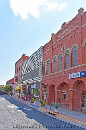 La Junta, CO - Business Buildings