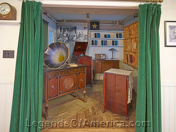 Canterbury, NH - Shaker Village Residence Interior - 6
