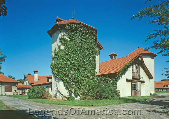 Lees Summit, MO - Longview Farm Dairy Barn & Milk House