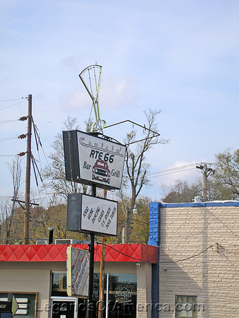 St. Louis, MO - Route 66 Bar & Grill Sign