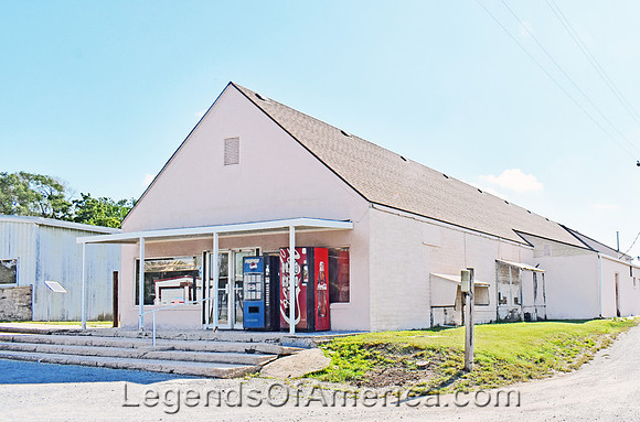 Mayfield, KS - Store