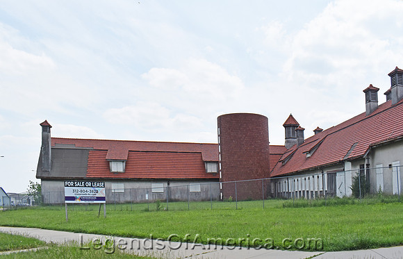 Lees Summit, MO - Longview Farm Dairy Barns - 2