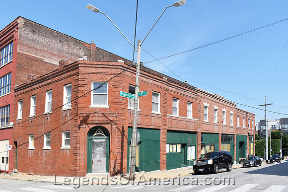 Kansas City, MO - River Market - Buildings