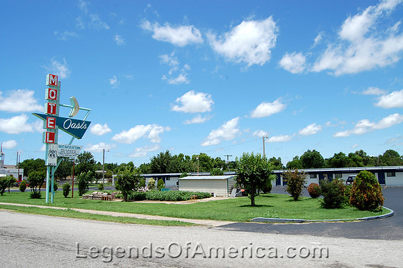 Tulsa, OK - Oasis Motel