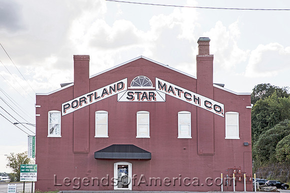 PortlandMEOldMatchWarehouseCarolHighsmith2017