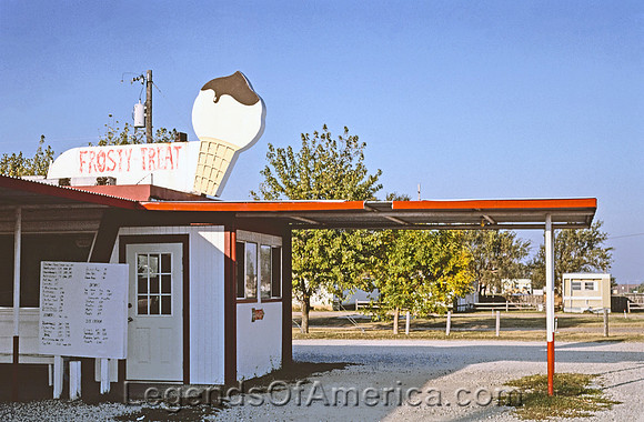Garden Plain, KS - Frosty Treat Drive-In, 1993