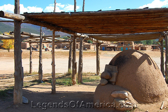 Taos Pueblo, NM - Outside Baking Oven