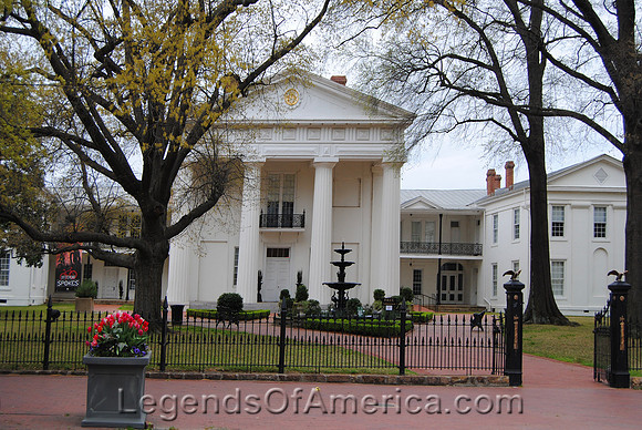Little Rock, AR - Old State House Museum