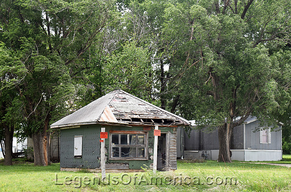 Dillon, KS - Buildings