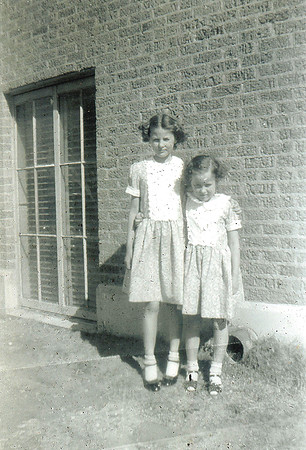 Lorene & Wanda Foster, 1950