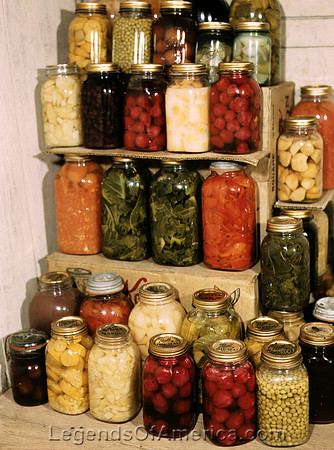 Canned goods, 1944