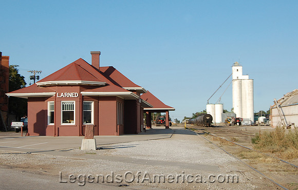 Larned, KS - Depot