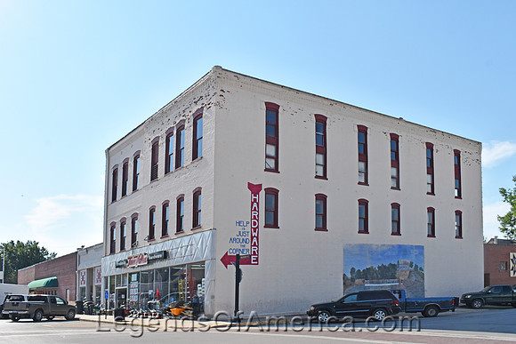 Fredonia, KS - Hardware Store