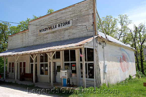Windyville, MO - General Store