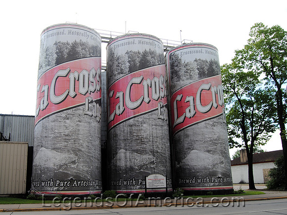 LaCrosse, WI - Giant Beer Cans
