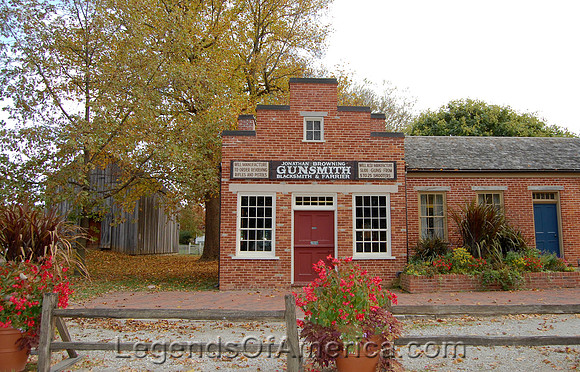 Nauvoo, IL - Browning Gunsmith