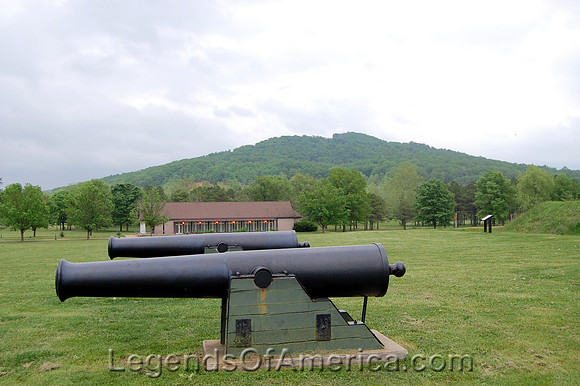 Fort Davidson, MO - Cannon
