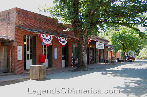 Columbia, CA - Street Scene
