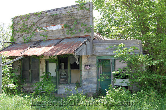 Windyville, MO - Abandoned Building