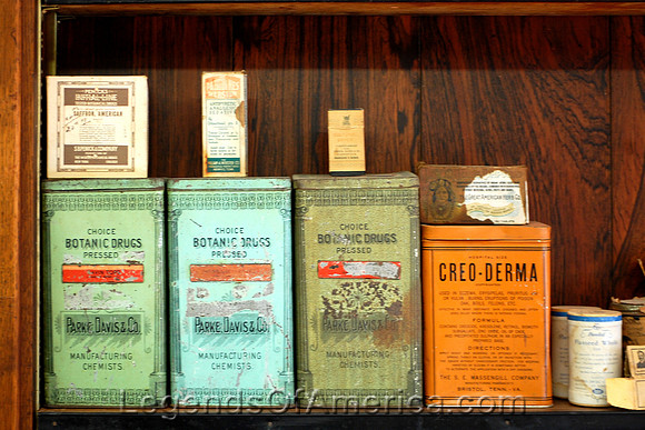 Fort Dodge, IA - Schwarz Brothers Drug Store Medicine