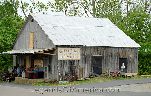 Oak Ridge, MO - Building - 3