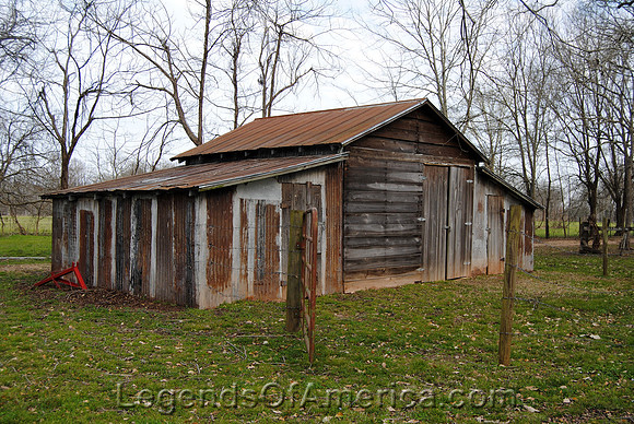 Natchitoches, LA - Magnolia Plantation Shed