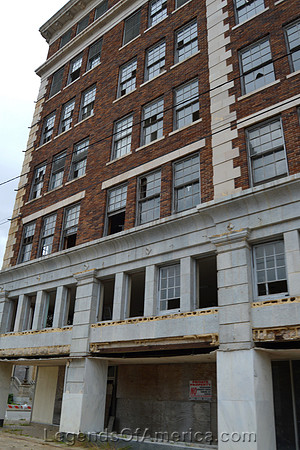 Port Arthur, TX - Building