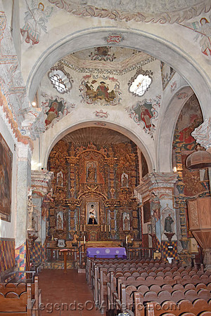 San Xavier del bac_SouthOfTucsoninside
