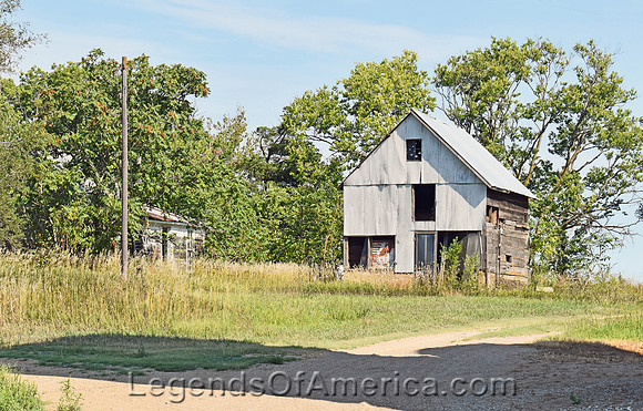 Wayne, KS - Buildings