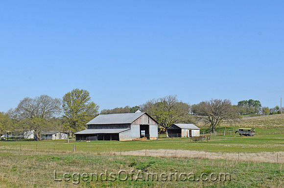 Niotaze, KS - Farm Near