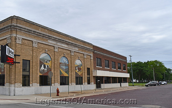 Sabetha, KS - Business Buildings - 3