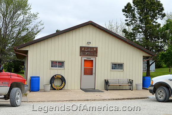 Lillis, KS - Restaurant