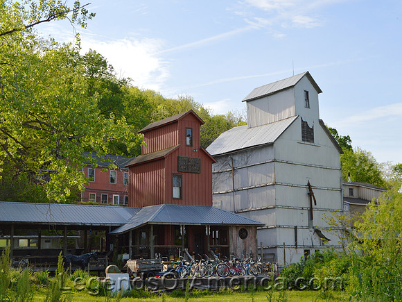 Weston, MO - Buildings-2