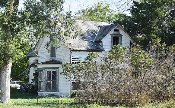 Wayne, KS - Old House