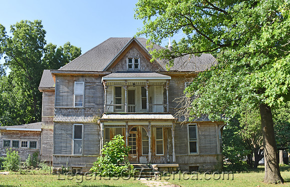 Fredonia, KS - Old House