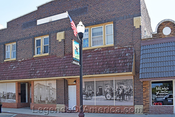 Osawatomie, KS - Business Building - 2